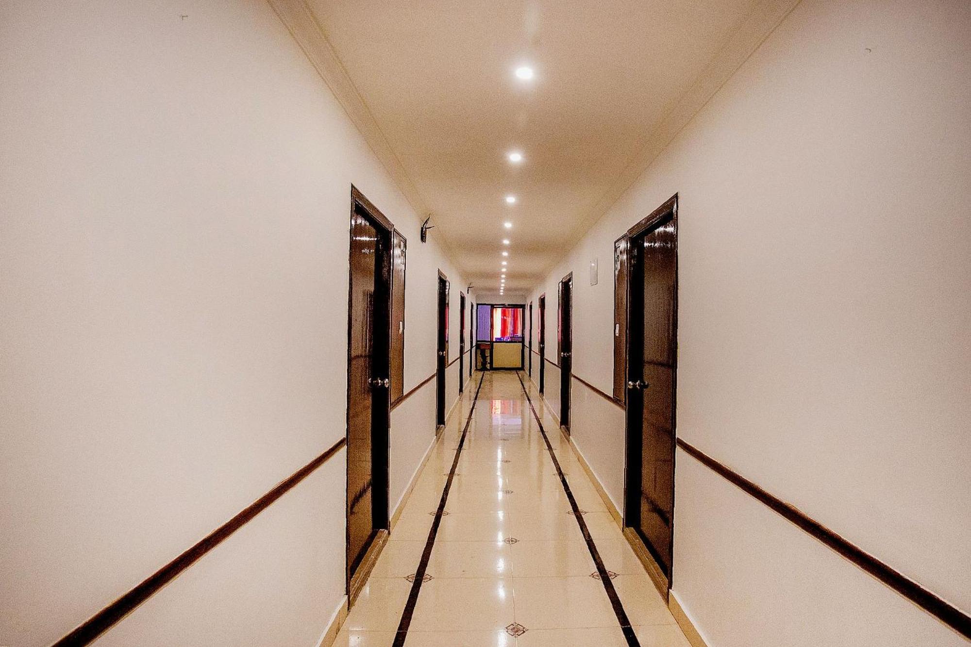 Hotel O Shree Amm Residency Bangalore Esterno foto