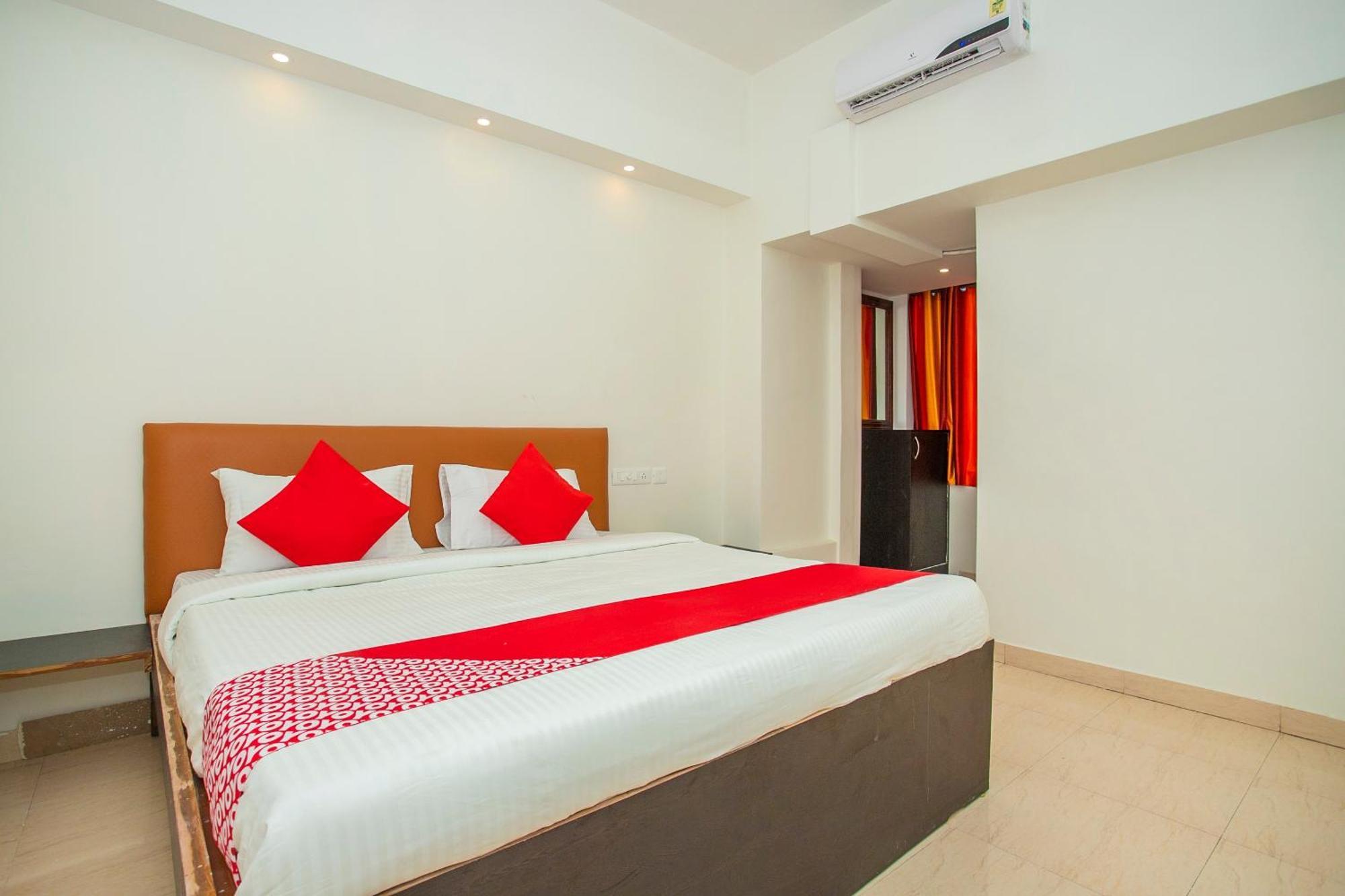 Hotel O Shree Amm Residency Bangalore Esterno foto