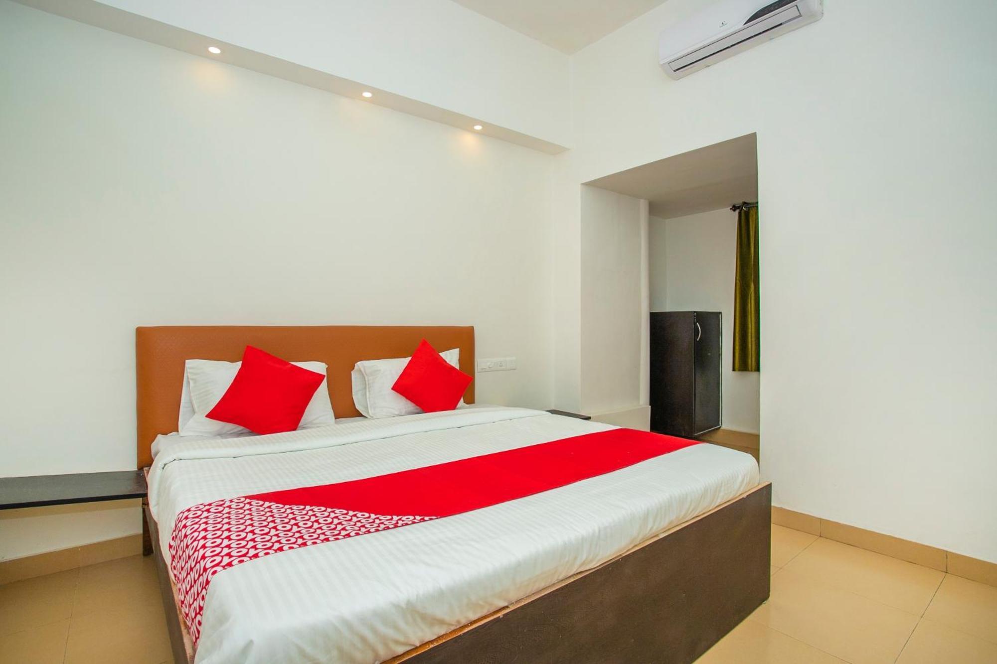 Hotel O Shree Amm Residency Bangalore Esterno foto